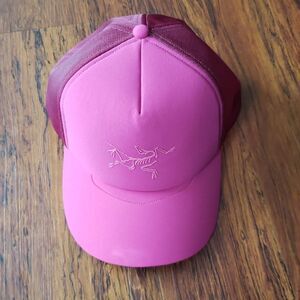 Arcteryx Logo Pink Chic Feminine Retro Y2k Streetwear Trendy Athleisure Mesh Cap
